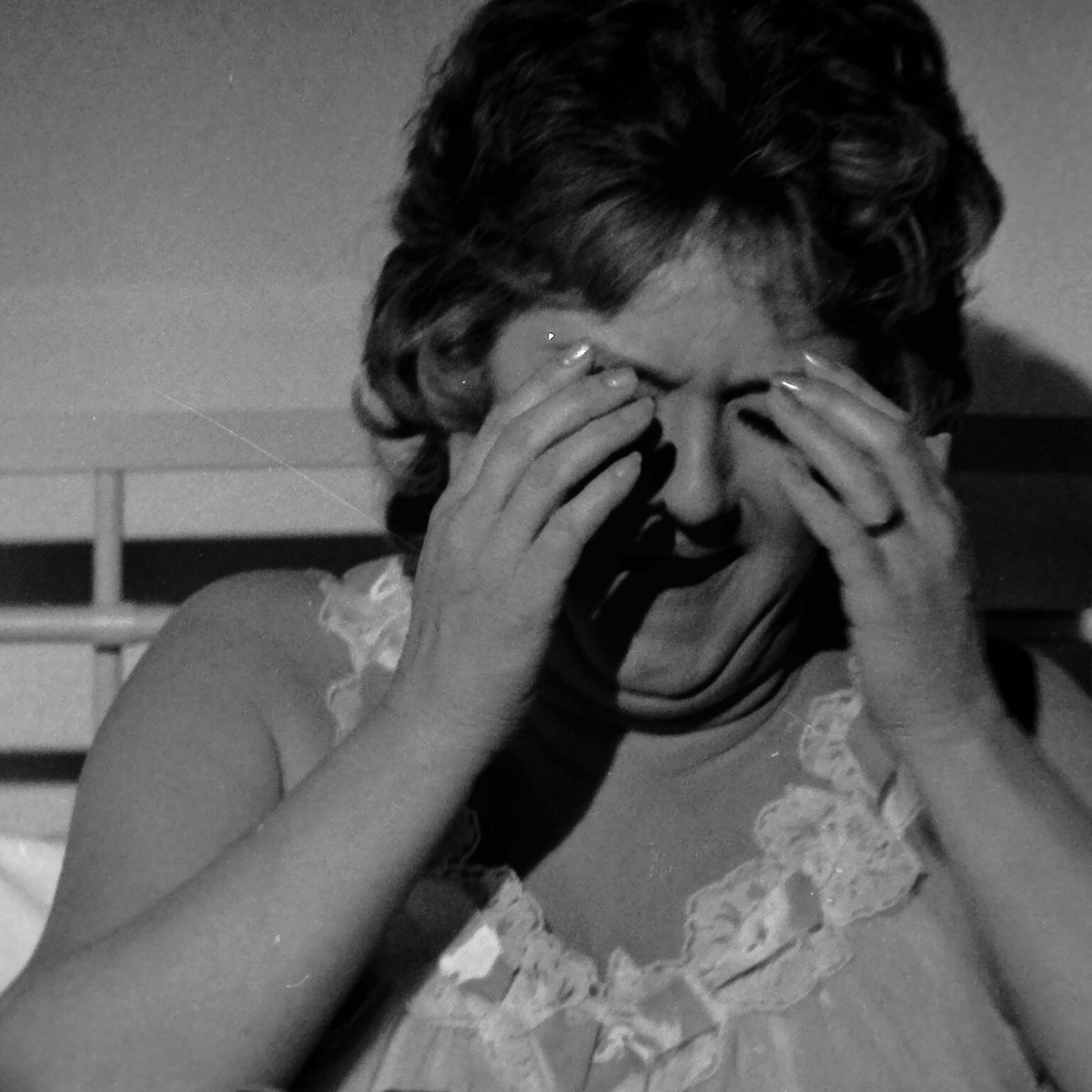 MorrisBrightMBE's tweet image. What we all need at the end of a long week is Joan Sims unable to hold it together while filming a scene for #CarryOn Matron in 1971. Joan was renowned for fits of giggles. Didn't take much to set her off. A great comedy actress.