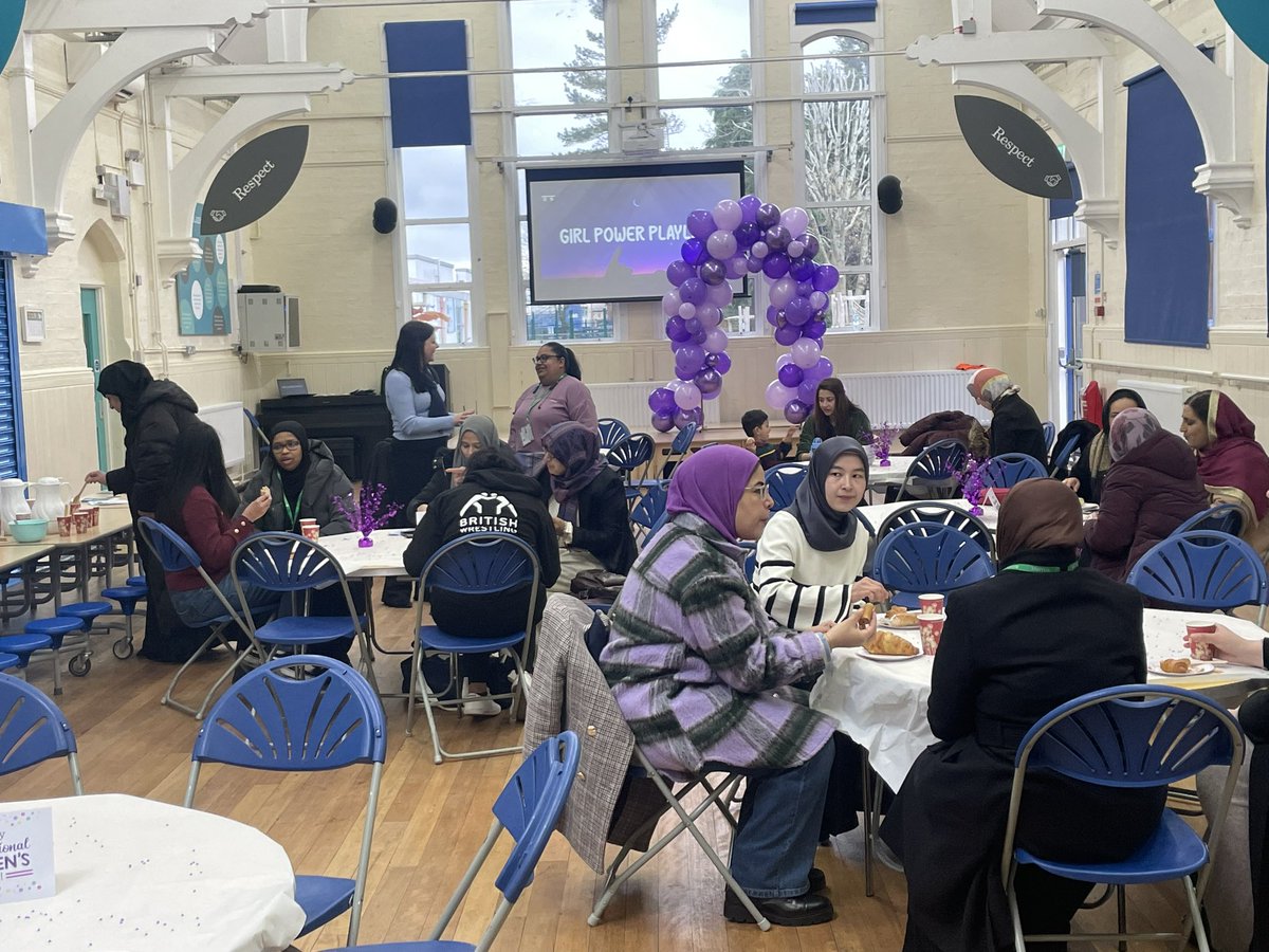 MrsKaurAT's tweet photo. Our PTA held a successful coffee/breakfast morning celebrating International Women’s Day.. we celebrated amazing women everywhere, enjoyed some delicious food and even better company☕️🍮🌸👌🏽👏🏽☺️ https://t.co/ytZGt7R1Dh