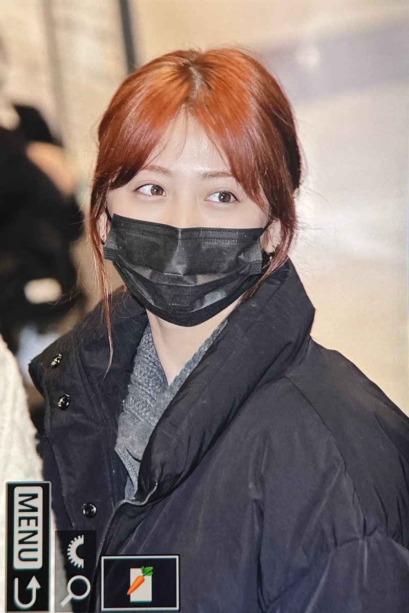 250308

#르세라핌 #LE_SSERAFIM 
#허윤진 #HUHYUNJIN #윤진 #ユンジン