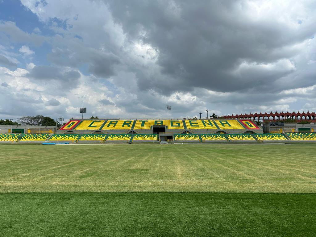yorlinlans's tweet photo. Que lindura!!!! Cartacho100 #SoydeAqui #Cartagena #Futbol -#JaimeMoron @RealCartagenaTV  @AlcaldiaCTG  @flakycar  @PLinero  @GobDeBolivar  @YamilHAranaP  @juanardila87 https://t.co/FugcxgXs6K