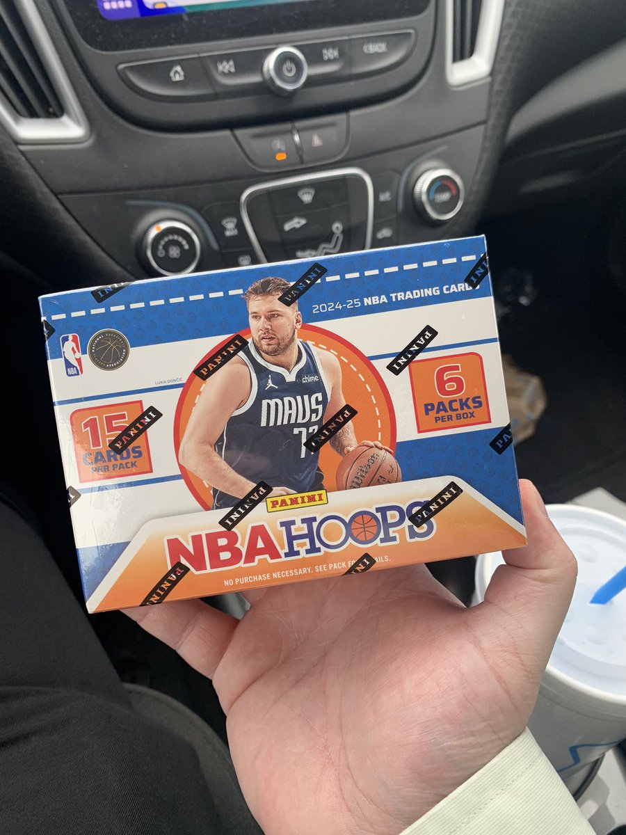 785breaks's tweet photo. 2 of these will be added to the 2 other boxes for tonight’s break! Breaking live at 7:30 on YouTube! Still 5 open spots! https://t.co/rikUf6gL8X