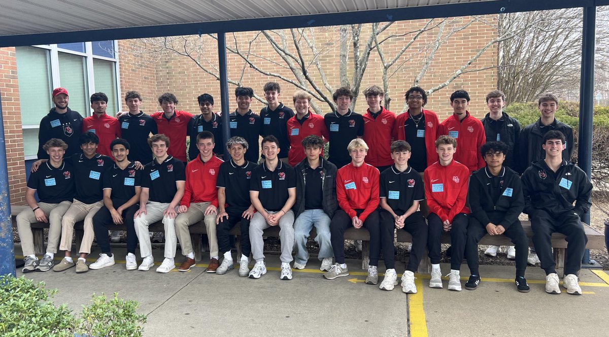 cbdfellows's tweet photo. We finished Read Across America Week with the @GodwinSoccer team reading to our students. They loved listening to the books and asking questions. One student asked, “Do you have to listen to teachers in high school?” 😄📕⚽️🦅☀️ https://t.co/f5uTjRiDng