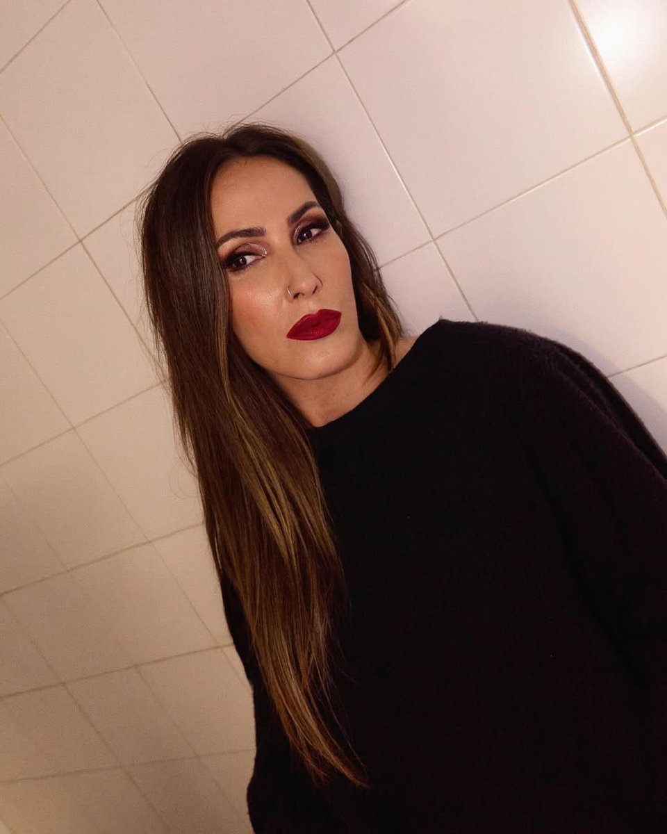 DanaMLSB's tweet photo. Es fuerte el face card que maneja https://t.co/vEMY9Fwcle