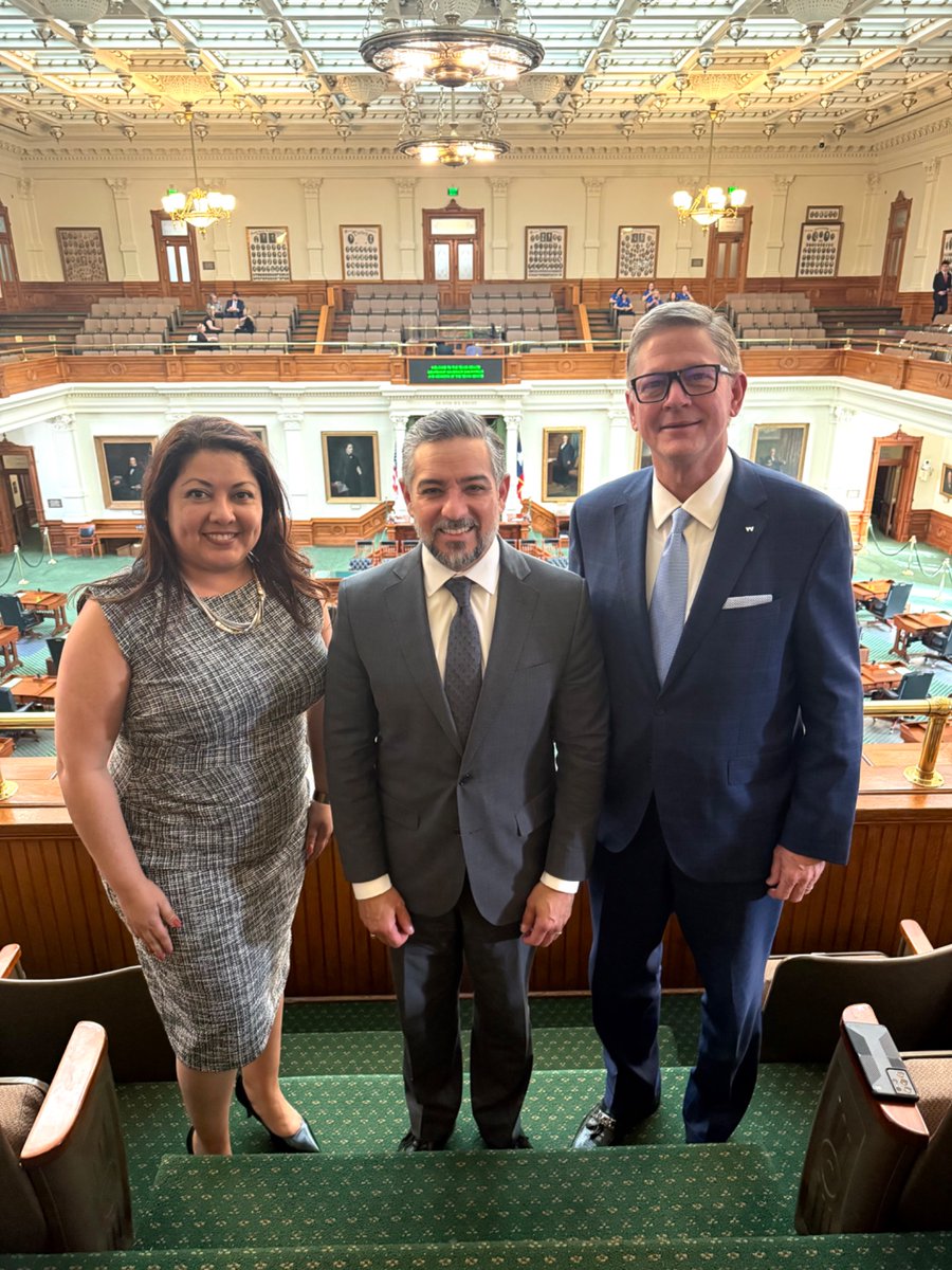 Cesar Blanco (@cesarjblanco) on Twitter photo This week, I had the opportunity to meet with leaders and advocates working to strengthen #SD29—from discussing consumer protections with the <a href="/texasbankers/">Texas Bankers Association</a> to meeting with El Paso nurse practitioners with the <a href="/TexasNursesAssn/">Texas Nurses Association</a> on expanding healthcare access and speaking with This week, I had the opportunity to meet with leaders and advocates working to strengthen #SD29—from discussing consumer protections with the <a href="/texasbankers/">Texas Bankers Association</a> to meeting with El Paso nurse practitioners with the <a href="/TexasNursesAssn/">Texas Nurses Association</a> on expanding healthcare access and speaking with