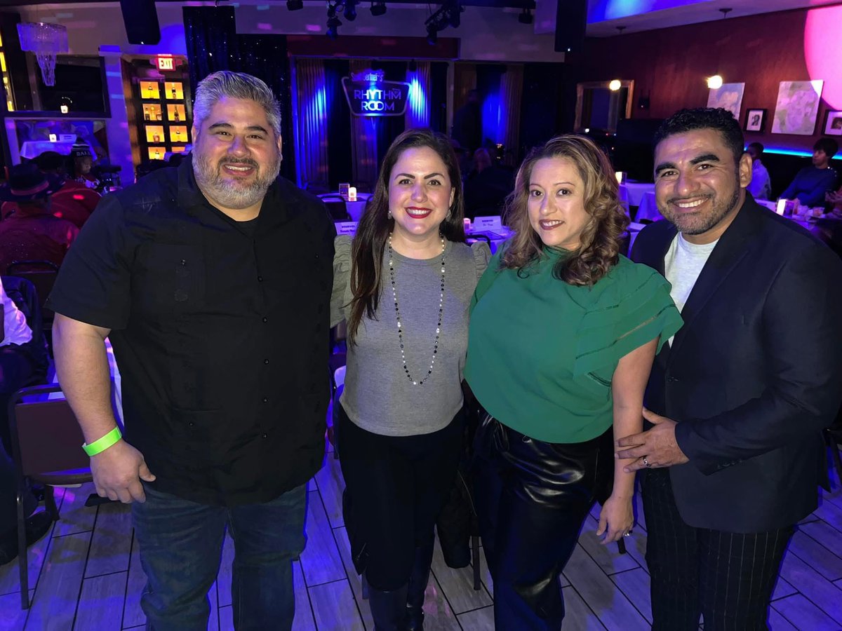 JudgeTrevinoIII's tweet image. Happy Birthday to my 2nd fav State Rep. & my babe’s & my brother from another mother, @RepWalle 😜 He is as fierce & as loyal as they come. He is a great father, husband, friend; a true servant leader! @AnaHdzTx & I love you & appreciate you & Debbie’s friendship tremendously. 🥳