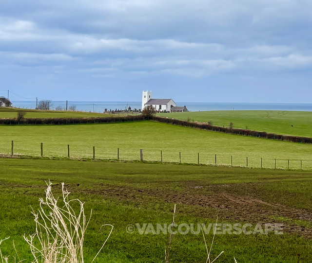 Exploring Ireland’s Causeway Coastal Route with an overnight at Elephant Rock Hotel, a lovely oceanside boutique hotel: bit.ly/4kazEZp #ElephantRockHotel #CoastalCauseway <a href="/GoToIrelandCA/">Tourism Ireland</a>