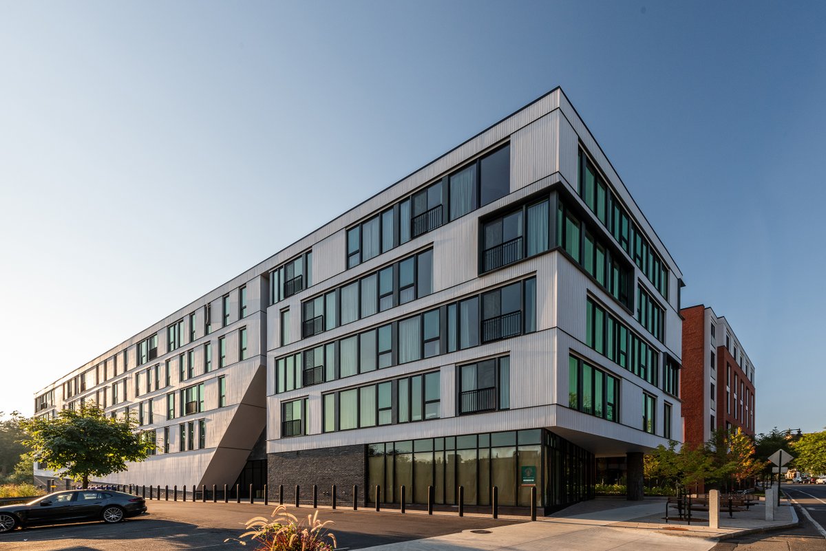 Eleven East Pleasant is pivotal urban infill bridging downtown Amherst with the University of Massachusetts campus. This 75,000-square-foot mixed-use student housing project addresses a critical need for thoughtfully designed residential space.

modusstudio.com/projects/eleve…