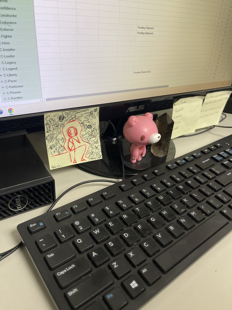 RomaGxng's tweet photo. Me terrorizing my coworker. #ericdoa https://t.co/z9MhsvLjIX