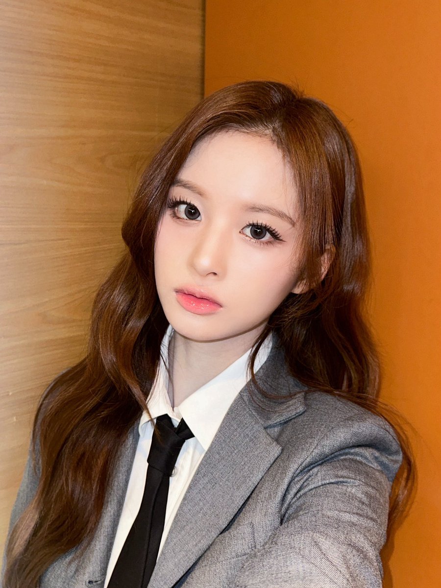 Sullcoon's tweet image. Apa NSWER siap untuk bekerja bersamaku? 🐇