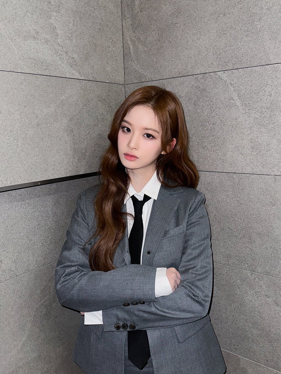 Sullcoon's tweet image. Apa NSWER siap untuk bekerja bersamaku? 🐇