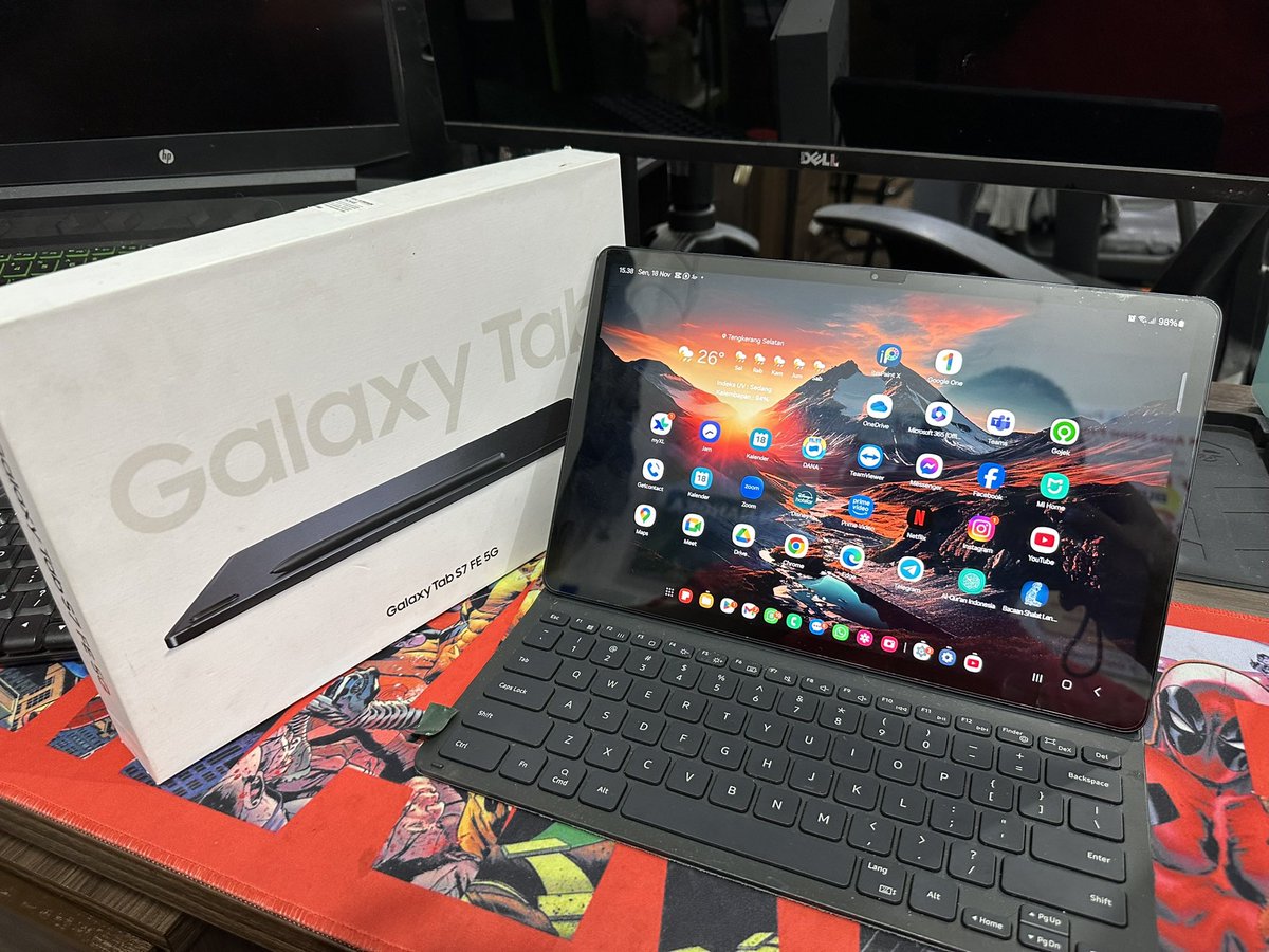 omdyas's tweet photo. @Frimawan Samsung Galaxy Tab S7FE 12,4 Inch 6/128Gb Cellular &amp; Wifi 5G. with Keyboard &amp; stylus Pen original. Only 5,8jt lokasi Pekanbaru, Riau. https://t.co/t9vtEJGRqD