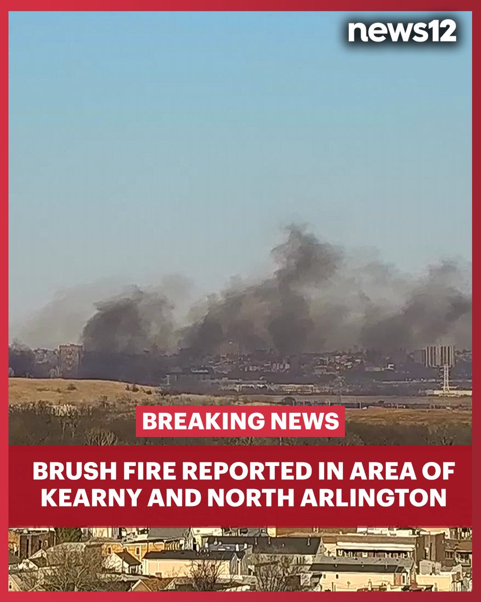 News12NJ's tweet image. JUST IN: A #brushfire was reported on the border of #Kearny and #NorthArlington. 
bit.ly/3DlKlb8