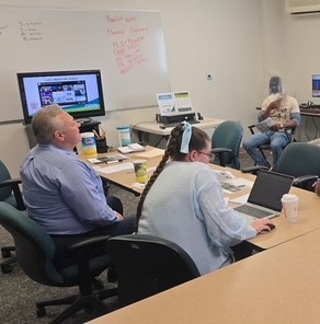myinthedoor's tweet photo. IN THE DOOR One-Stop Operations is making an impact!

This week, our team has been out in the community. Our Coastal OSO participated in Professionalism Education Week, while our Middle GA team engaged the community through job fairs and job readiness workshops.  #10YearsOfImpact https://t.co/2ToNa7bZi0