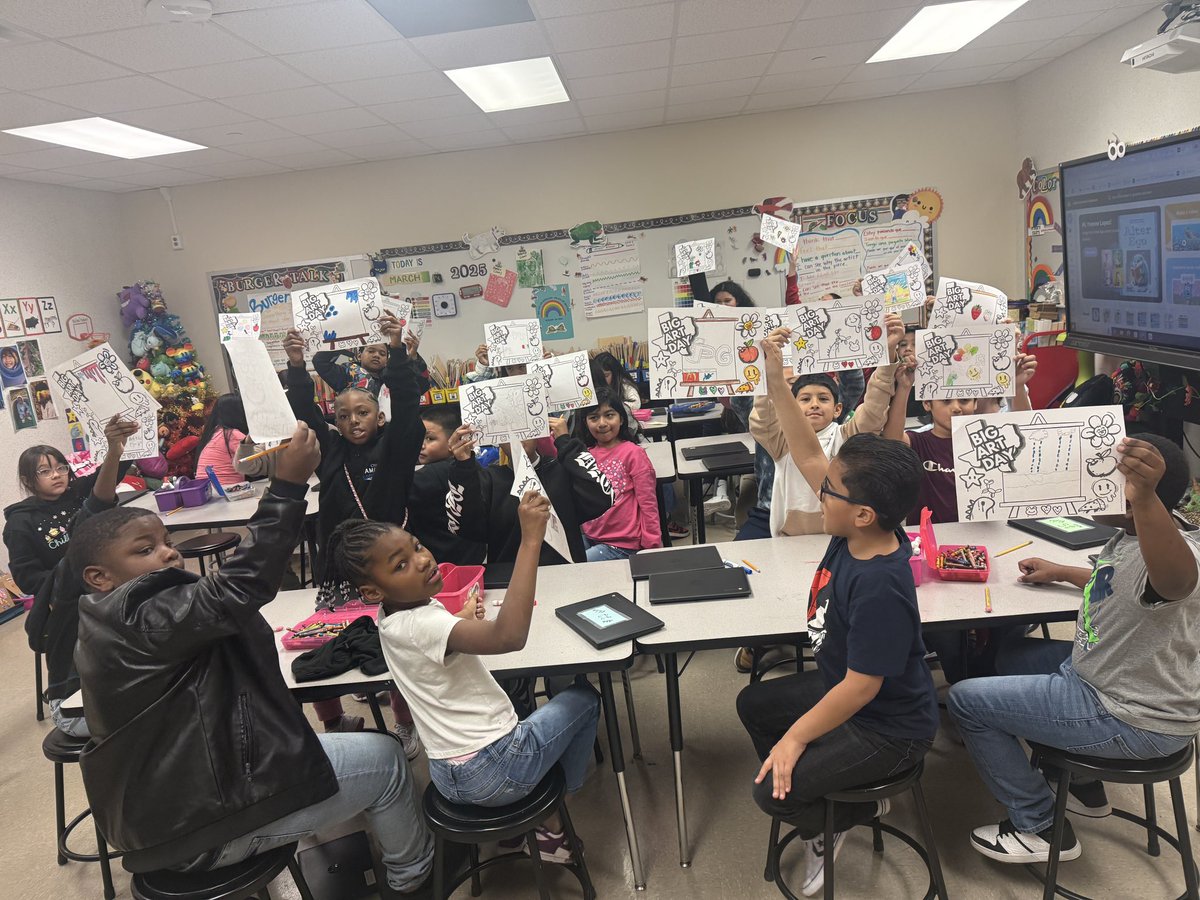 mslowpaz's tweet photo. #workshopwednesdaywolves from all grade levels celebrated #bigartday25 by drawing their favorite things @TXarted @NewmanKaileigh @TrentGJohnson @c10burggy @AlexiousFreeman @DrWynneLaToya #AldineImpact @MsLHayesMusic https://t.co/Lul0lUomhv