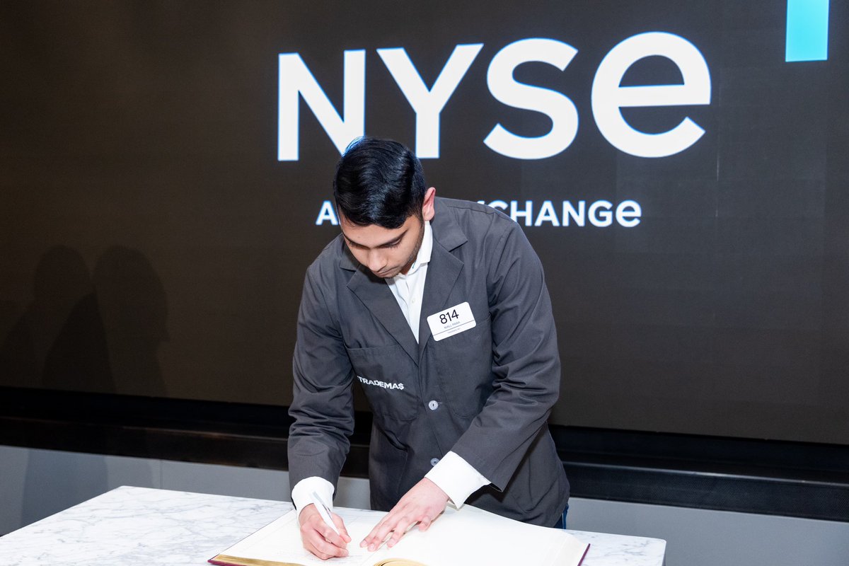 ChampionVibe's tweet photo. Signed the book at the New York Stock Exchange this week.

Cemented in history with some of the greatest legends on wall street, as the current youngest floor broker 🥳 https://t.co/fRyW1QscE3