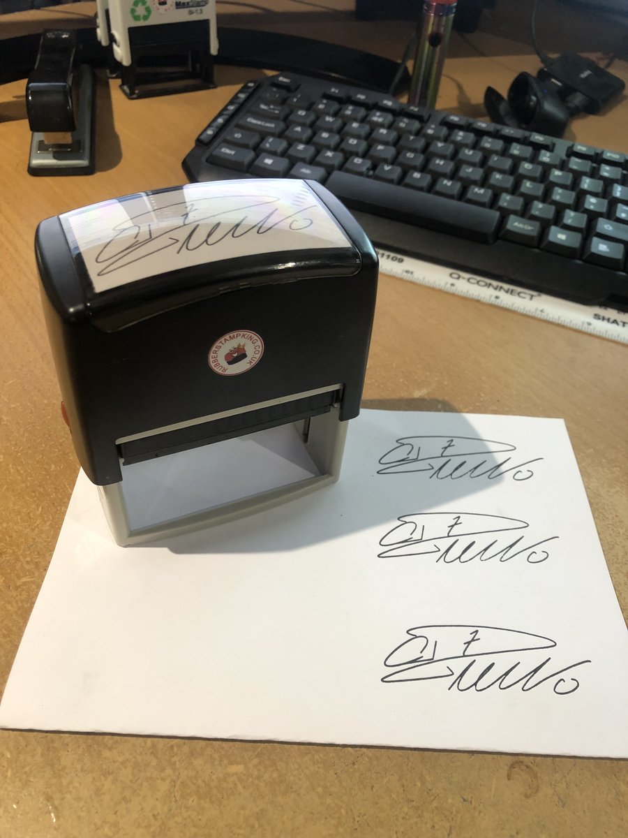 ukrubberstamper's tweet photo. Streamline your signature process! ⏱️ Our self-inking signature stamps are quick, clean, and professional. Get yours: https://t.co/KirYC7rS2N  #SignatureStamps #SelfInking #OfficeTools #rubberstamping #rubberstampmaker https://t.co/UInIarYx79
