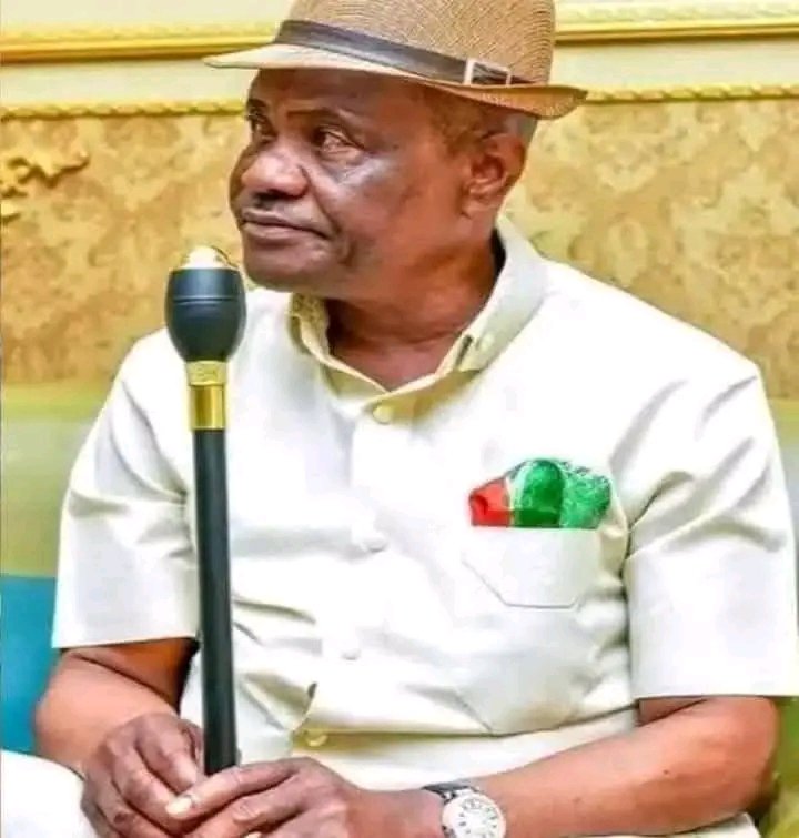 Tunlep's tweet photo. The 3 Arms of government we have in Nigeria are; Tinubu, Akpabio and Wike
Tinubu: Executive 
Akpabio: Legislative 
Judiciary: Wike https://t.co/3vOlHxNRSy