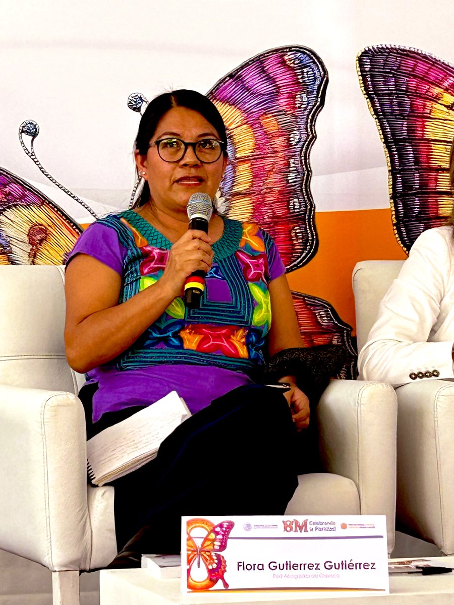 RedAbogadas's tweet photo. En el marco de #8M nuestra colega @FloraGutierrezX se encuentra como panelista en el evento:

#CelebrandoLaParidad🙅🏾‍♀️
que convoca el @TEPJF_informa 

Colocando que la #paridad debe ser desde la diversidad, intercultural y antirracista.

#MujeresIndigenas https://t.co/HE6jOmdyFe