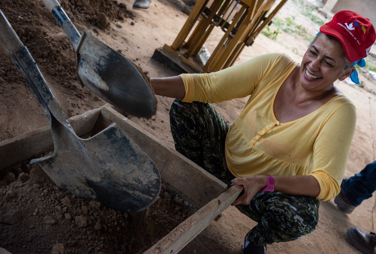 ♀️Estrategas económicas, negociadoras y visionarias del desarrollo territorial. 💫👵👩 Las mujeres rurales han transformado cada obstáculo en oportunidad. Este #8M celebramos su capacidad para reimaginar futuros en contextos donde otros sólo lo verían imposible.