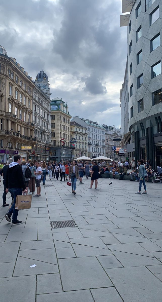 Ns1998S's tweet photo. Vienna, such a memorable city https://t.co/KrjjM2xyGa