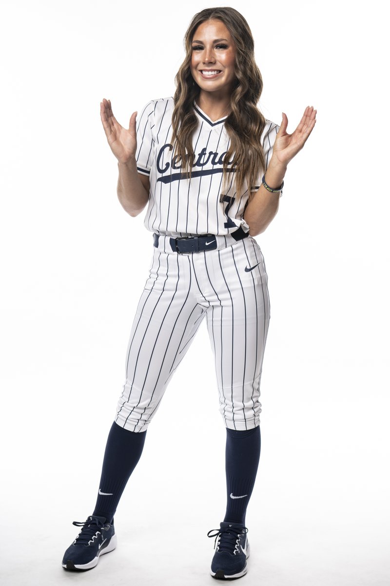 After one inning in game two, UCO 0, PSU 0.

<a href="/UCOSoftball/">UCOSoftball</a> x #RollChos