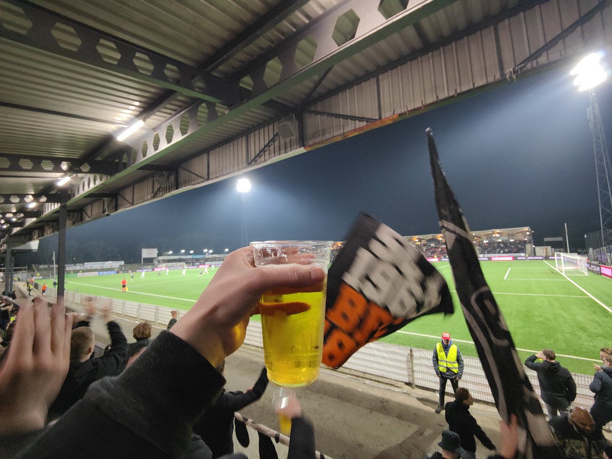 DanielsenAxedal's tweet photo. ๐ณ๐ฑ Telstar - FC Dordrecht
๐๏ธ 711 Stadion
๐ Eerste Divisie
๐ถ SK
#teldor #schoonenberg https://t.co/Ly06rvYfLH