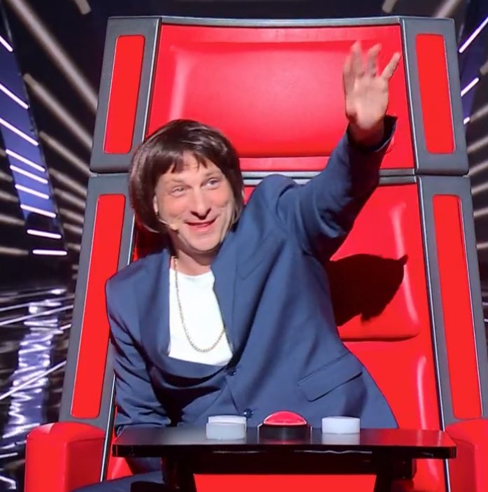 Raga ecco chi mi ricordava

 #TheVoiceSenior