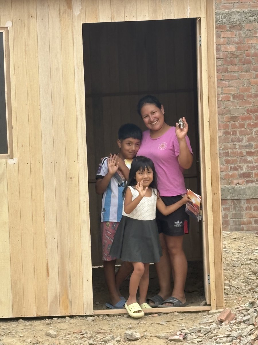 GPiL_1's tweet photo. We are excited to work with our partners in Peru and a great team of students and faculty from Charleston Southern University! Great effort and teamwork leading to a great impact as we built four new homes for widows outside of Lima. https://t.co/1oZD5ohPCA