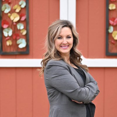 ErinElizCooper's tweet photo. #NewProfilePic https://t.co/kSLifgrfYY