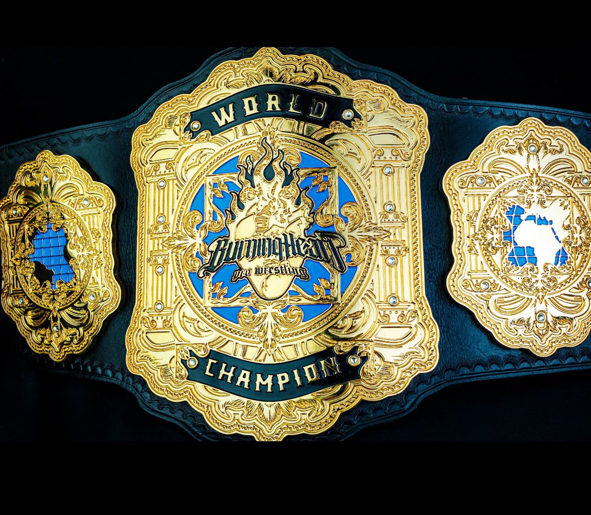 HyperionBelts's tweet image. The new @burningheartpw world heavyweight championship 

🧑🏻‍🎨 @Hellfire_Design 

📸 @FOToyPhotos