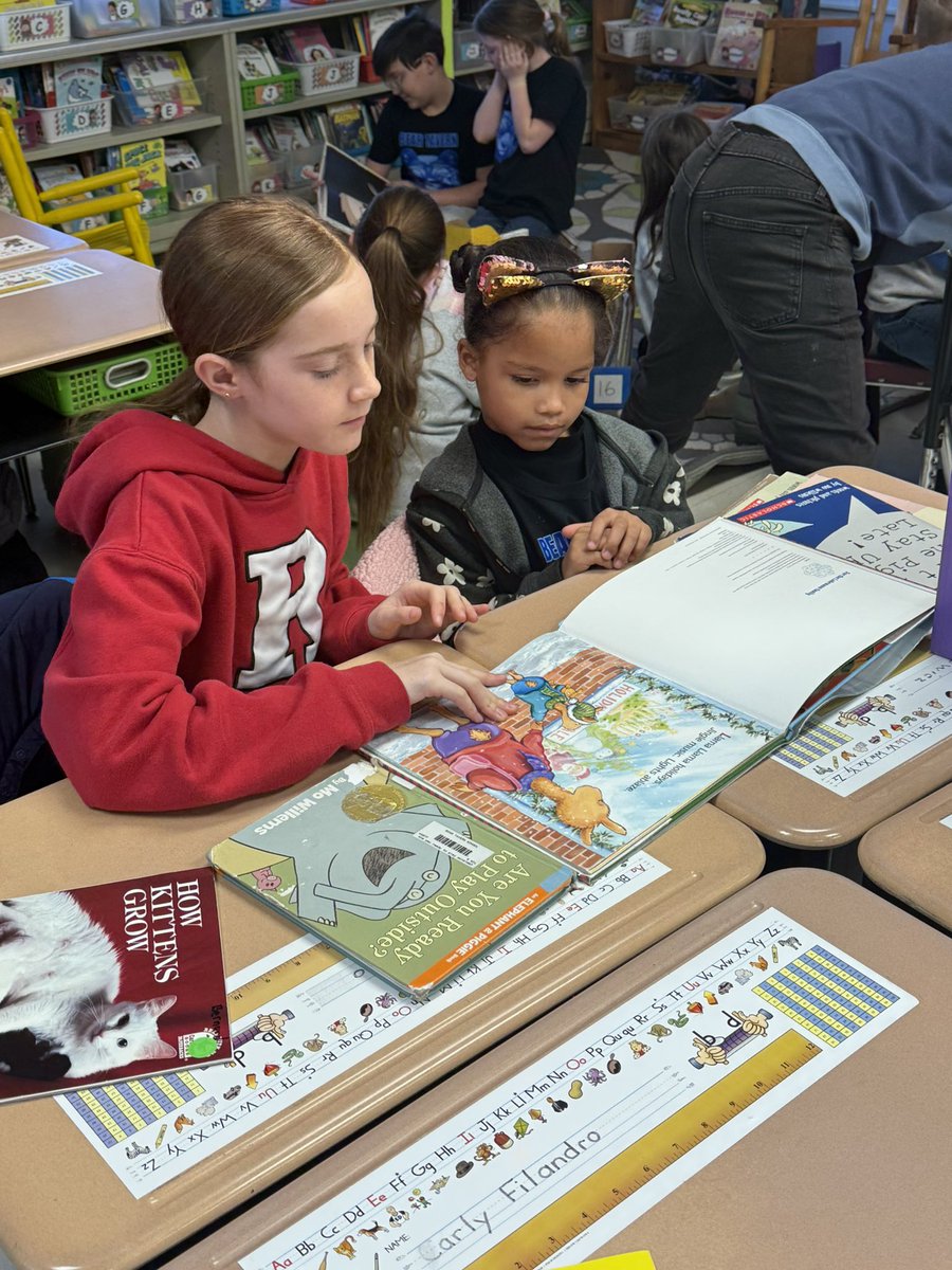 Buddy reading time with <a href="/BernardBT1st/">Mrs. Bernard</a> was definitely our favorite activity during Read Across America Week!#beartavernpride