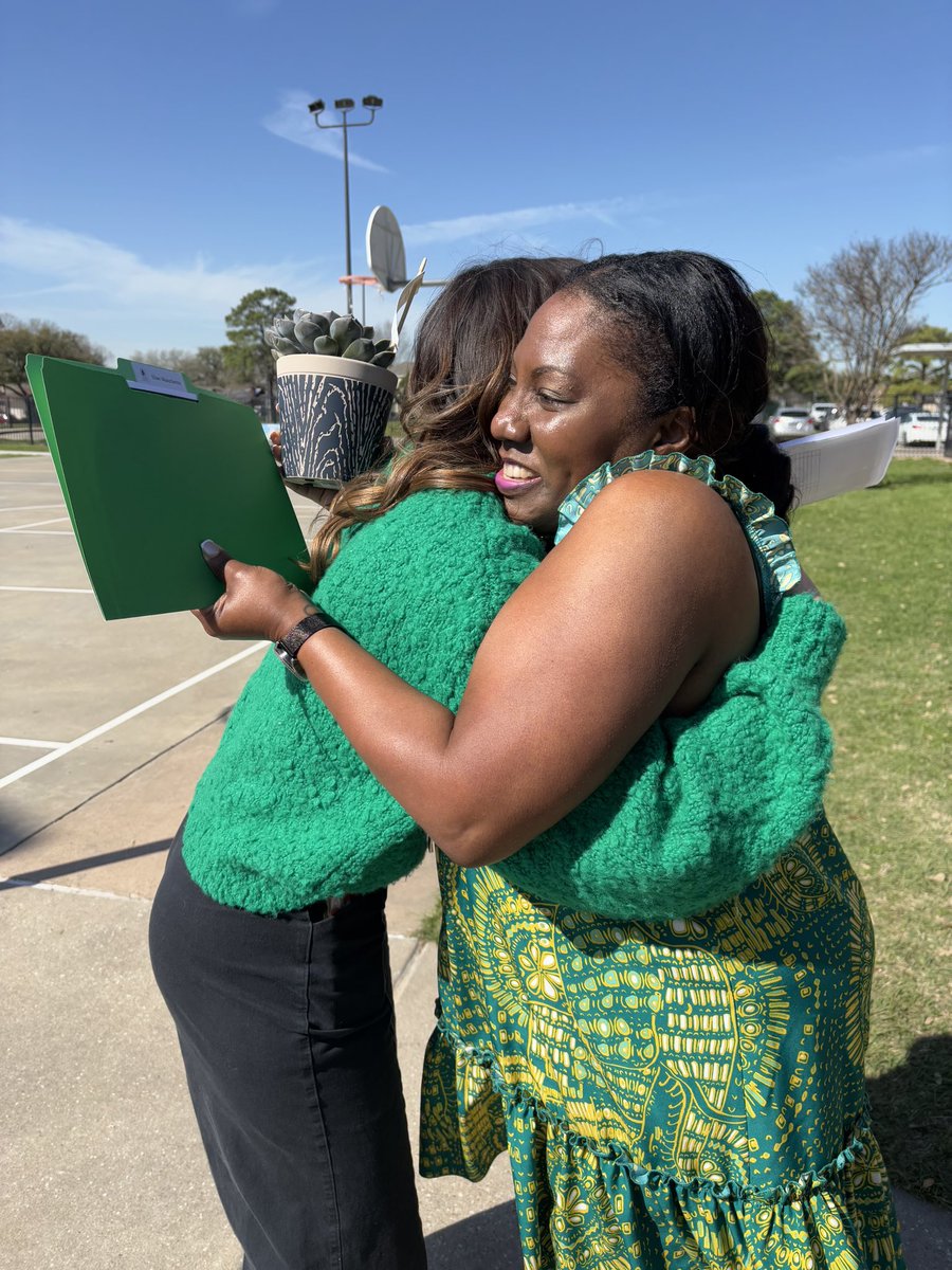 I’m so excited and honored to be joining the Teacher Leader Institute Trainer Cadre this year!