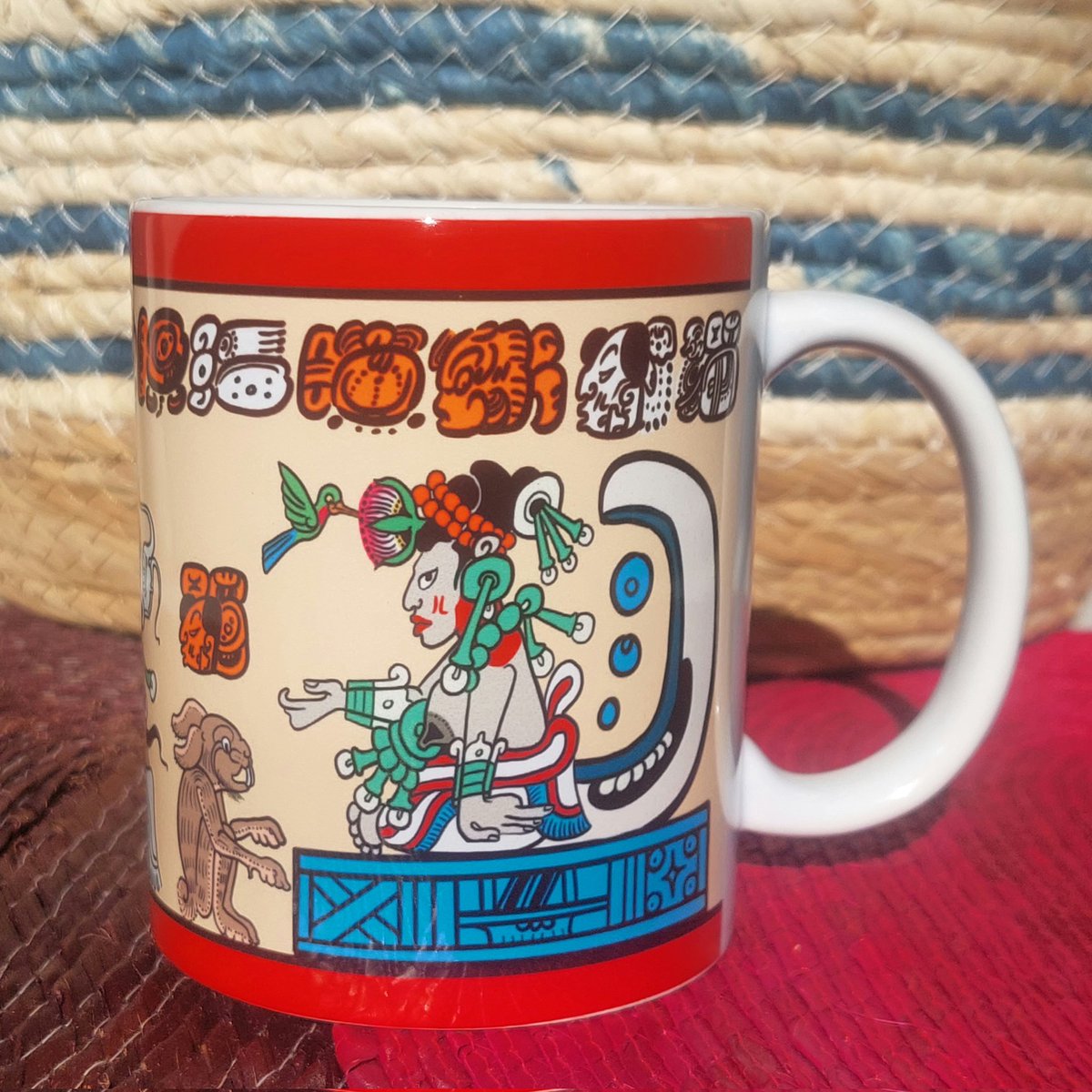 KantunAhau's tweet photo. Taza de las diosas mayas. Disponible ahora. Informes con un servidor. https://t.co/89isJdvMDQ