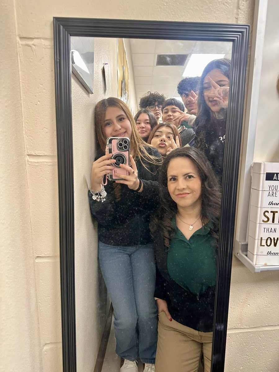 Mrs. Lal tweet media