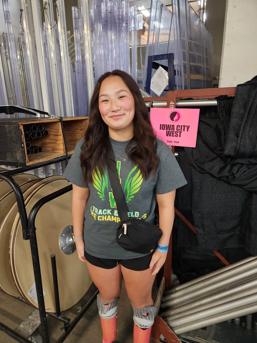 icwgirlstrackxc's tweet photo. We have arrived at the 2025 Parade of Champions.
The worker asked how many times have you been in the Parade of Champions?
Hannah said, "This is my 1st time."
I said "this my 17th time."
Hannah said "Your old." https://t.co/ibePme4O9J