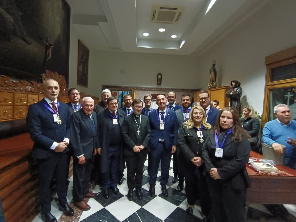 archimedinaceli's tweet photo. PRIMER VIERNES DE MARZO 2025

Mons. José Cobo, cardenal arzobispo de Madrid (@archidiocesisdemadrid) ha presidido la Misa Mayor, en este día de devoción popular, caminando unidos en la esperanza que Él nos da.

#JesúsDeMedinaceli 
#SeñorDeMadrid 
#PrimerViernesMarzo25 https://t.co/pFpJBhnXup