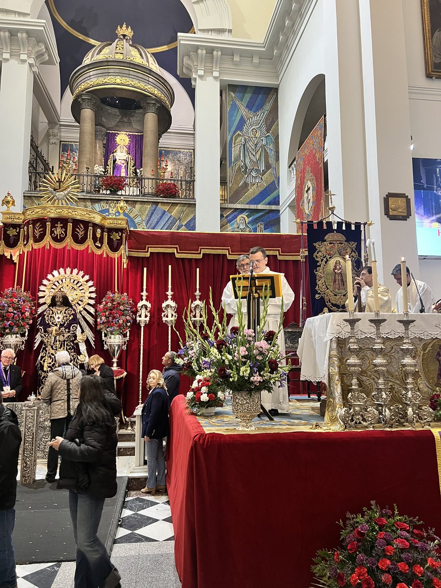 archimedinaceli's tweet photo. PRIMER VIERNES DE MARZO 2025

Mons. José Cobo, cardenal arzobispo de Madrid (@archidiocesisdemadrid) ha presidido la Misa Mayor, en este día de devoción popular, caminando unidos en la esperanza que Él nos da.

#JesúsDeMedinaceli 
#SeñorDeMadrid 
#PrimerViernesMarzo25 https://t.co/pFpJBhnXup