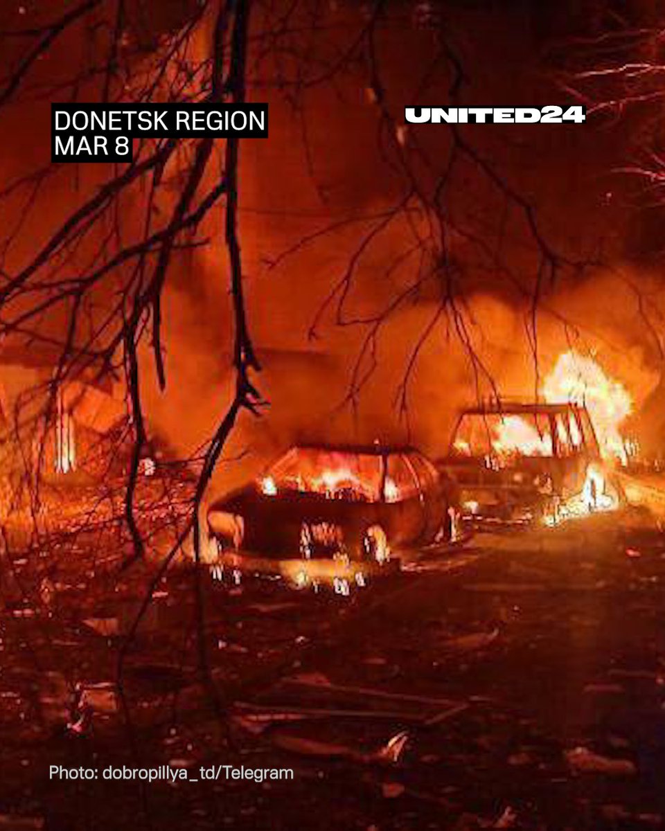 🚨 Russian army hit Dobropillia, Donetsk region. Local authorities say 4 people were killed, and 18 others were injured.