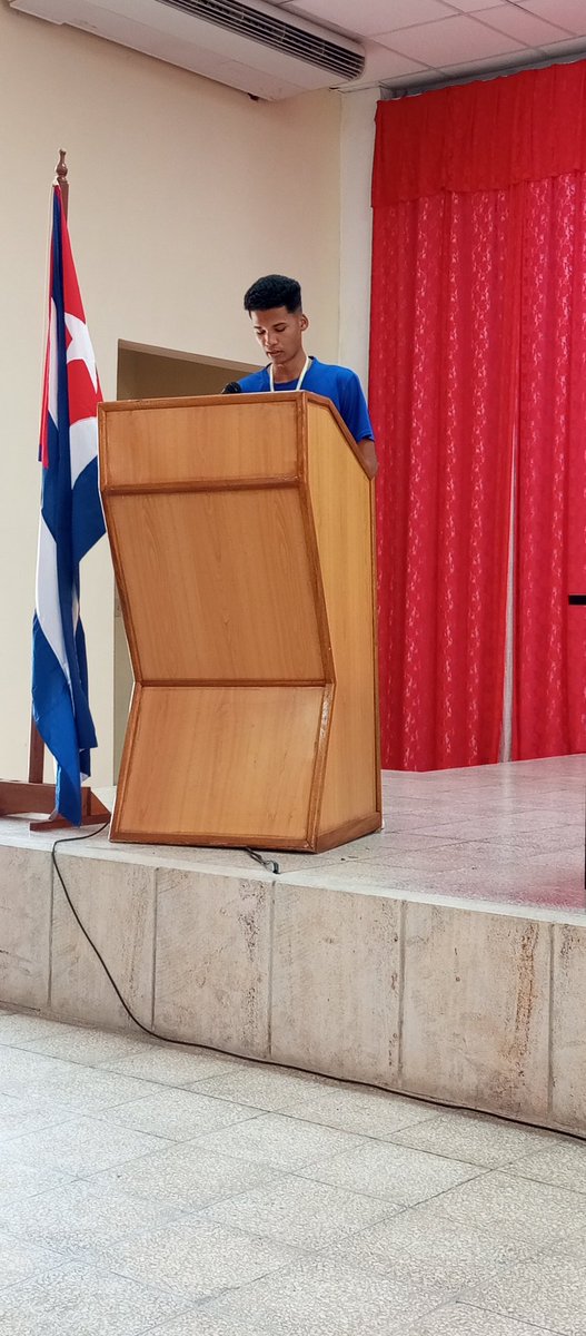 yalmaguerp80's tweet photo. Asamblea #PostXCongreso de la Federación Estudiantil Universitaria,  de la @Universidad_UDG  con la presencia de Ricardo Rodríguez González,  presidente de la FEU Nacional y la Primera Secretaria del Comité del Partido en la #ProvinciaGranma Yudelkis Ortiz Barceló. https://t.co/5BlJqPQcMh