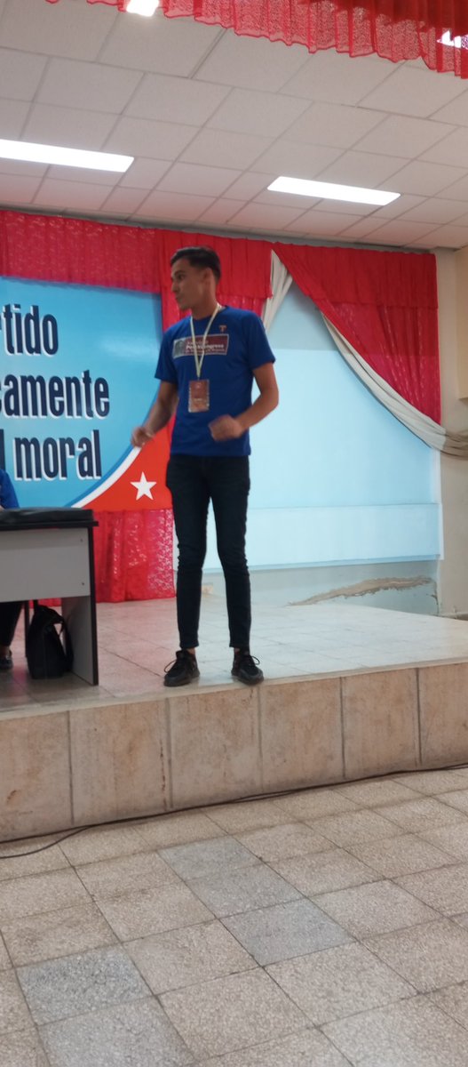 yalmaguerp80's tweet photo. Asamblea #PostXCongreso de la Federación Estudiantil Universitaria,  de la @Universidad_UDG  con la presencia de Ricardo Rodríguez González,  presidente de la FEU Nacional y la Primera Secretaria del Comité del Partido en la #ProvinciaGranma Yudelkis Ortiz Barceló. https://t.co/5BlJqPQcMh