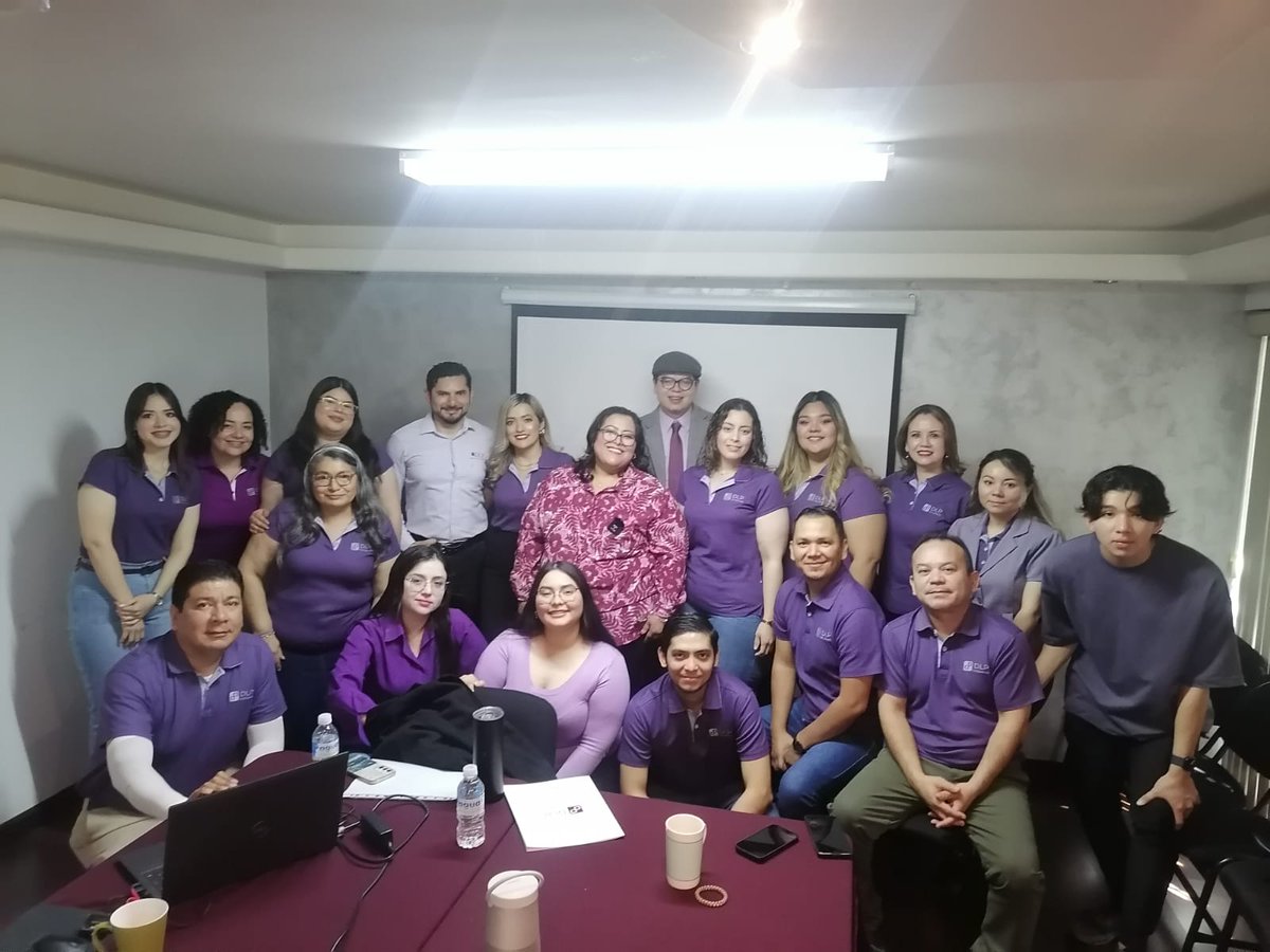 DLPContadores's tweet photo. En el marco del Día Internacional de la Mujer, la Lic. Miozotli Orduño impartió en DLP la conferencia "Mujeres fuertes, vidas libres: Un diálogo sobre violencia y resiliencia", abordando temas como la violencia de género y la resiliencia de las mujeres ante situaciones adversas. https://t.co/81fNpJ1fT5