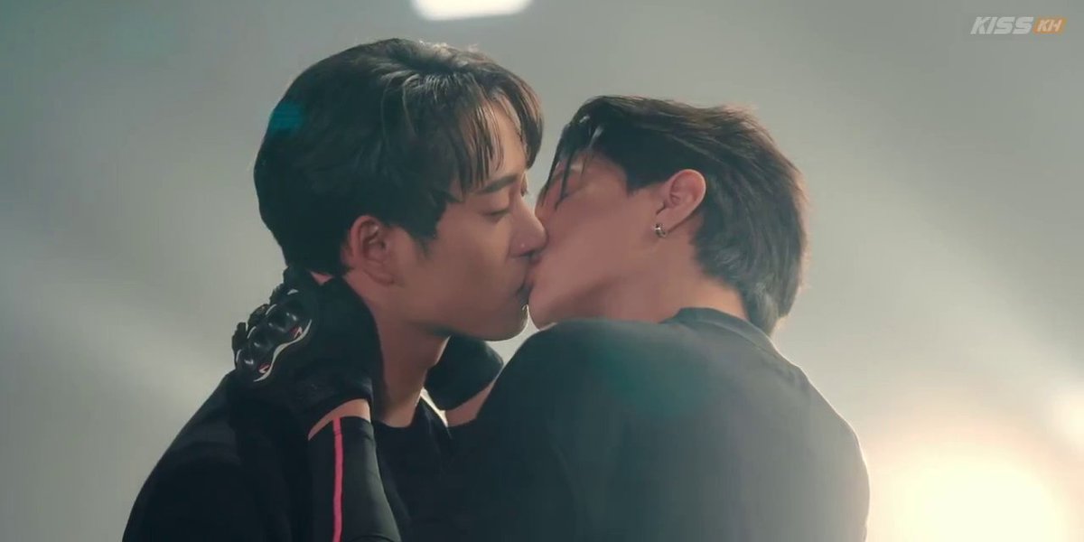 MEarthprime's tweet photo. Thailand #QueerTV #ThamePoSeries/เธมโป้ Heart That Skips a Beat
#ThamePoEp13/#ThamePoSeasonFinal
The reunion of Thame & Po (#WilliamEst)
#Gay #LGBTQIA #ThaiBL #ThaiTV #BL #MLM 👨❤️👨🏳️🌈 https://t.co/k3Yn421iLg
