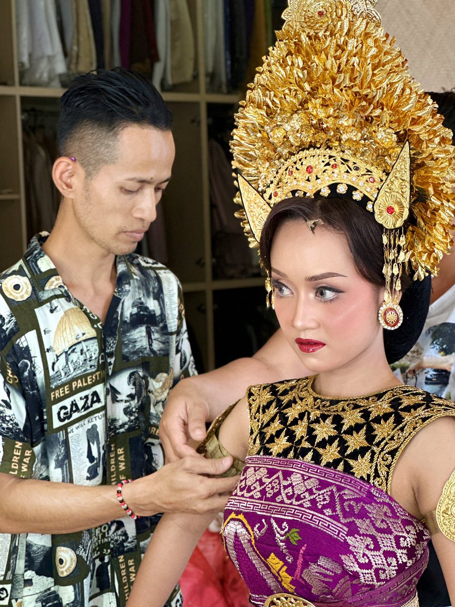 Agung_Arts's tweet photo. info paket 💄📸 PREWEDDING &amp; WEDDING silahkan👇 TLp/Wa. 085739635542 || IG. Baliagungcollection_new || fb.Agoenk anglurah tabanan https://t.co/9fL3yYjgkK