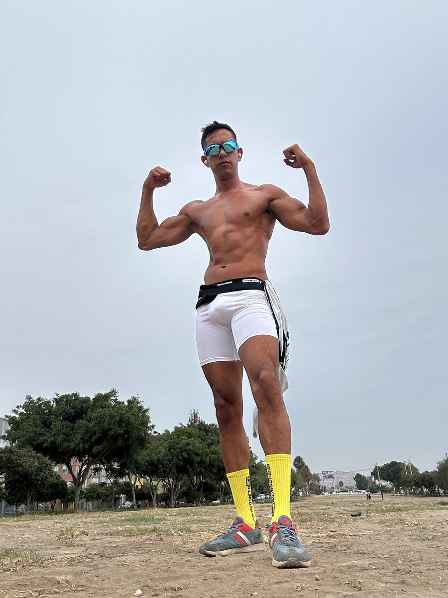 lodito tweet media