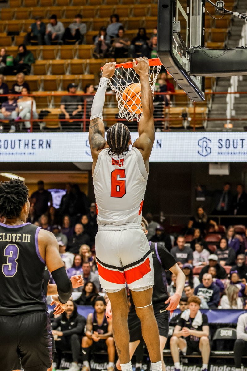 Mercer Men's Basketball tweet media