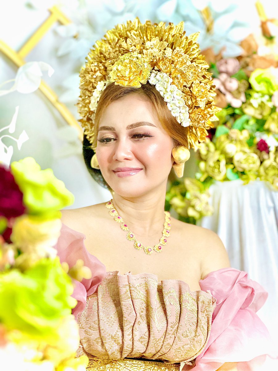 Agung_Arts's tweet photo. info paket 💄📸 PREWEDDING &amp; WEDDING silahkan👇 TLp/Wa. 085739635542 || IG. Baliagungcollection_new || fb.Agoenk anglurah tabanan https://t.co/6rVjOUtuSE