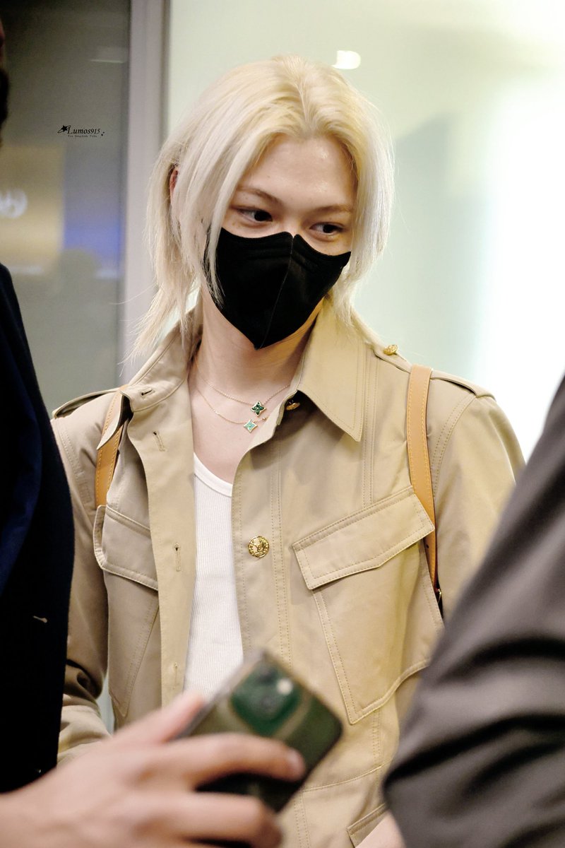 Lumos915's tweet photo. 250308 CDG 도착🛬 HD
#Felix #필릭스 #straykids #스트레이키즈 https://t.co/G0NIa9ZqhW