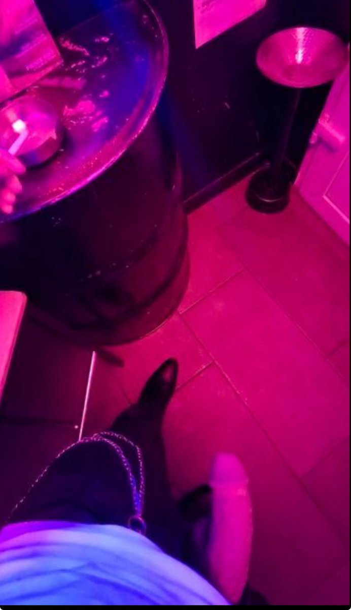 L_Homme_O_Bar's tweet photo. Petite clope au fumoir tranquille https://t.co/jnQrqcI0Xf