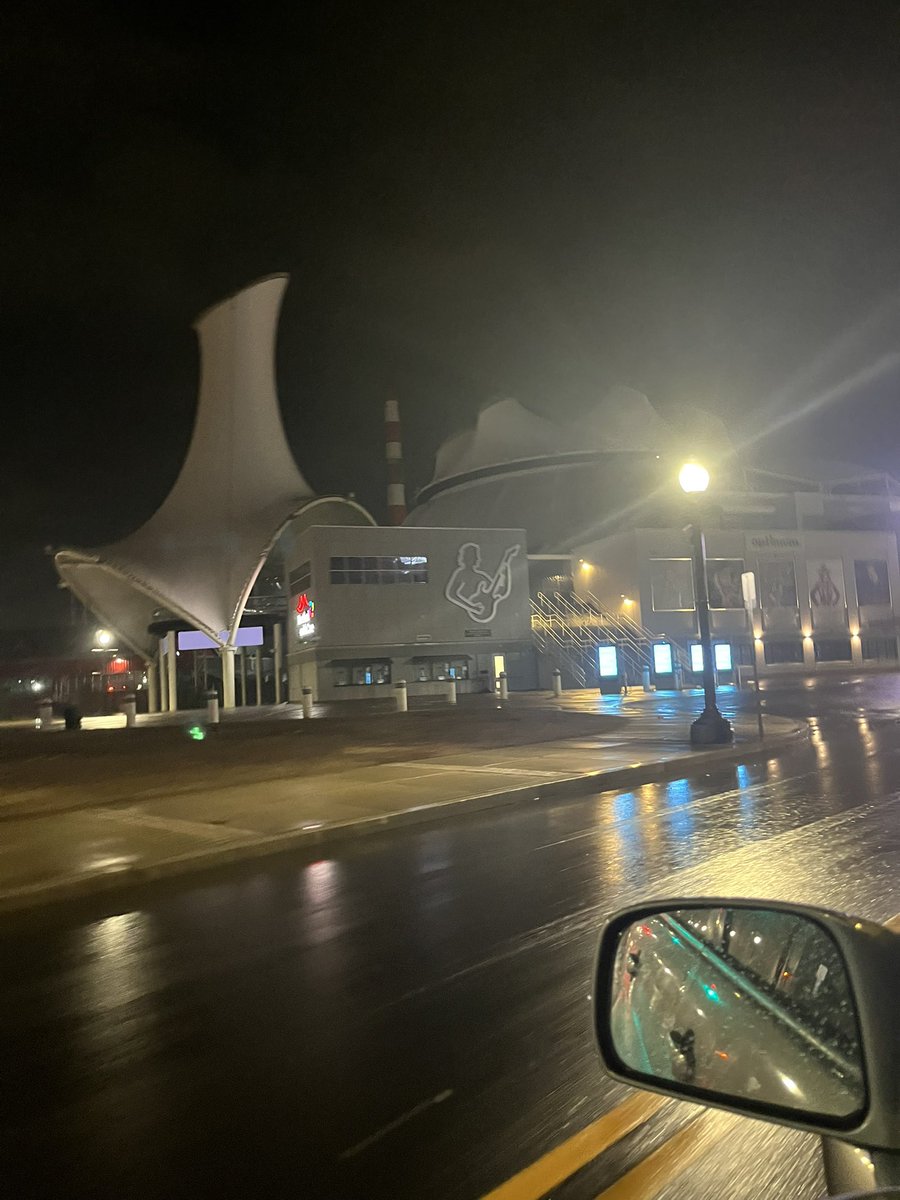 WallowsChknNug's tweet photo. having to drive past the venue for wallows ct show every wednesday might send me over the edge. how long till the show again? https://t.co/Du5XNQvQei