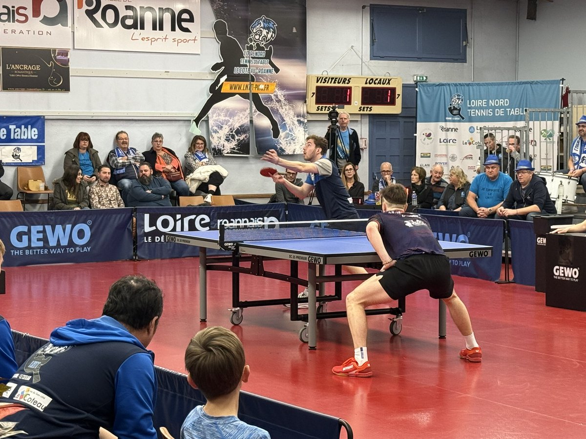 En direct de <a href="/VilledeRoanne/">Ville de Roanne</a> pour la 15e journée de PROA 🏓 entre le LNTT et <a href="/GVHTT/">G.V Hennebont T.T</a> 1v/3v
L’occasion d’échanger avec le président M. Livet et de le remercier pour son accueil 

➡️ pour une fédération 🏓🇫🇷 proche des clubs

<a href="/ffttofficiel/">France Tennis de Table</a>